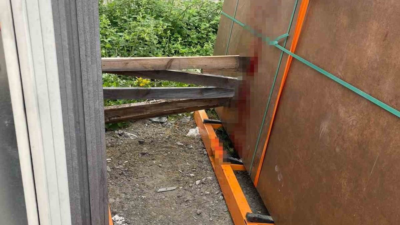 Karadeniz Ereğli'de mermer blokları arasında kalan işçi ağır yaralandı