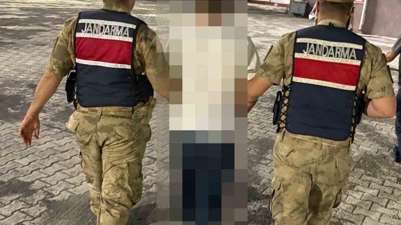 Karaköprü'de hakkında 4 yıl 2 ay kesinleşmiş hapis cezası bulunan şahıs jandarma tarafından yakalandı