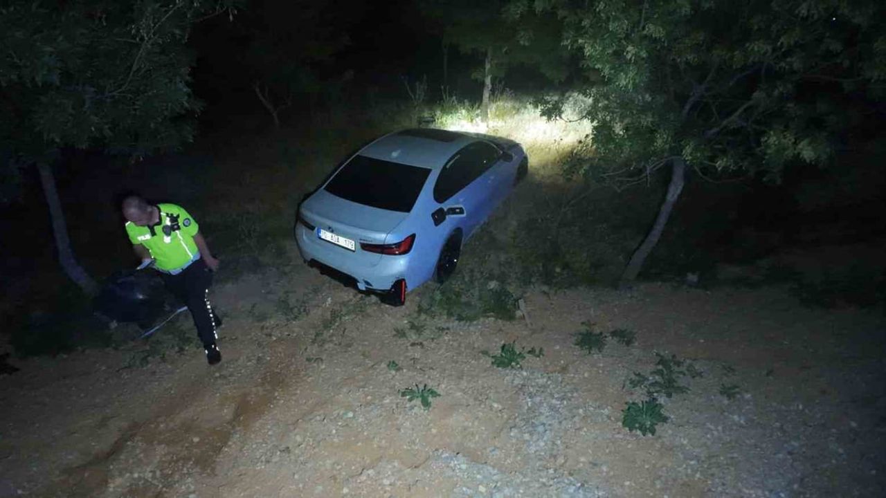 Karaman'da ağaçlık alana uçan otomobilin acil çağrı sistemi ekipleri harekete geçirdi