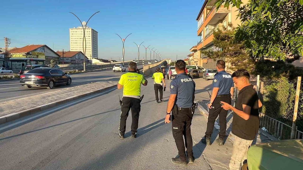 Karaman'da otomobilin çarptığı 9 yaşındaki çocuk yaralandı