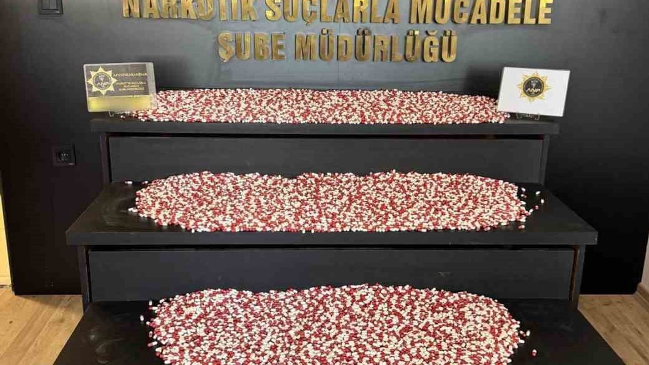 Kargo ile uyuşturucu sevkiyatı Afyonkarahisar'da engellendi