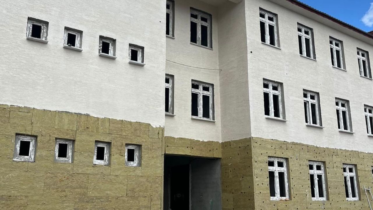Kars’ta eğitim yatırımları sürüyor: GAMP ve Tarım Liselerinde inceleme
