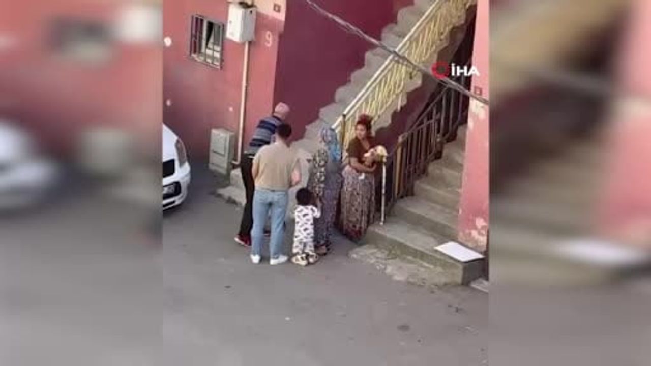 Kartal'da kiracısıyla kavga eden ev sahibinin bıçaklanma anı görüntülendi