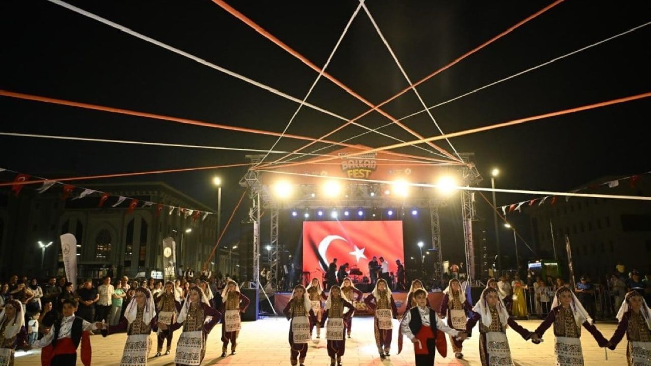 Kartepe’de Balkan halk oyunları festivali başlıyor