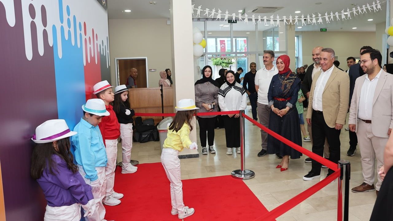 ‘Kaşif Çocuklar’ projesinde minikler için mezuniyet töreni düzenlendi