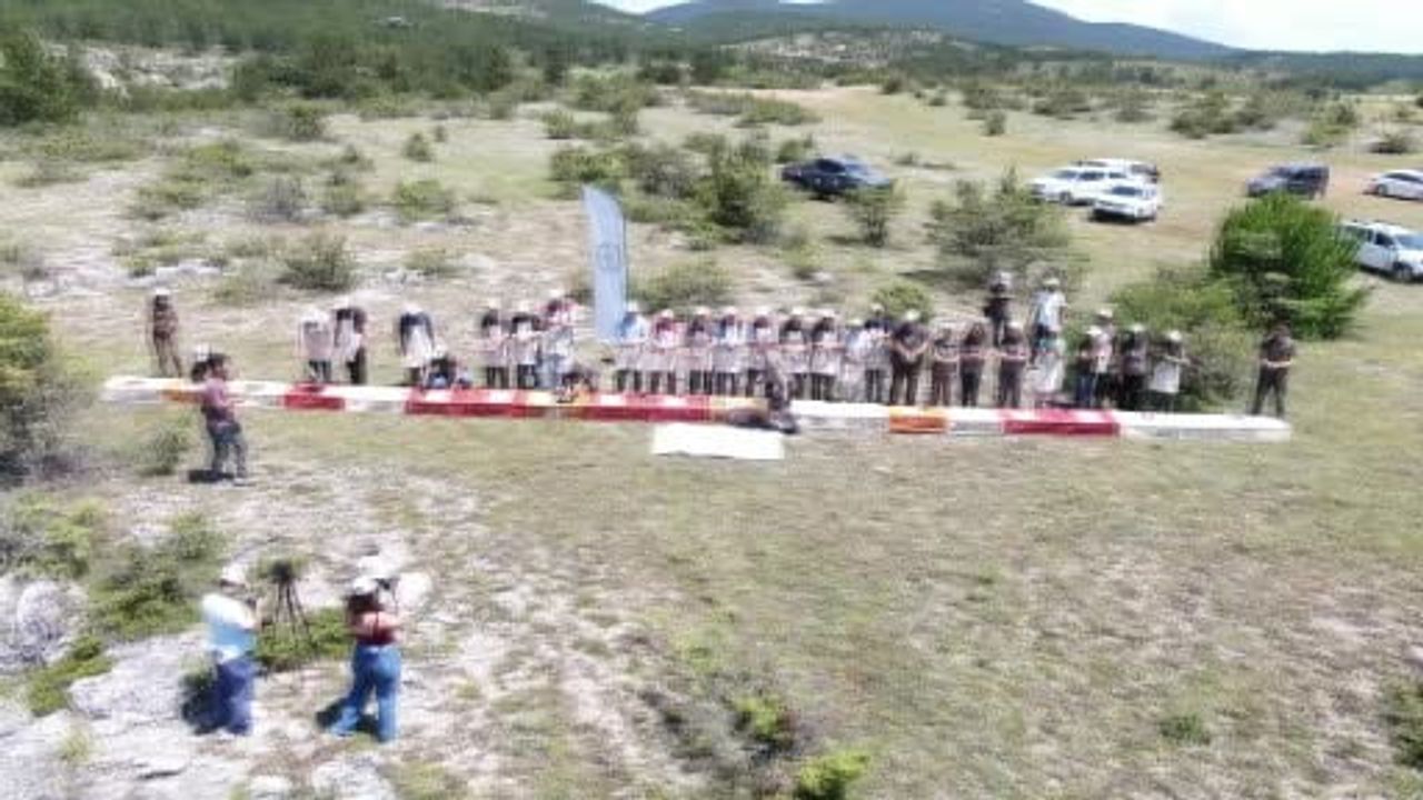 Kastamonu’da doğaya bin 200 kınalı keklik salındı