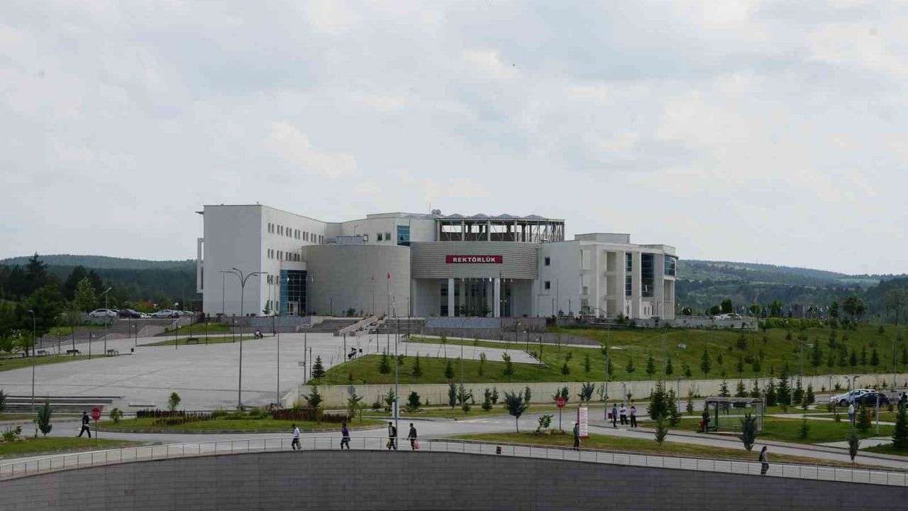 Kastamonu Üniversitesi’nin yapay zeka destekli sosyal girişimcilik projesi ESC30’te destek aldı