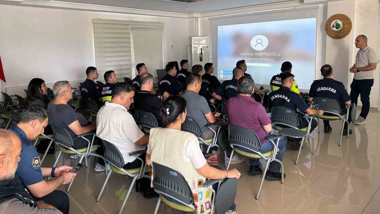 Kavaklıdere’de orman yangınlarıyla mücadele eğitimi gerçekleştirildi