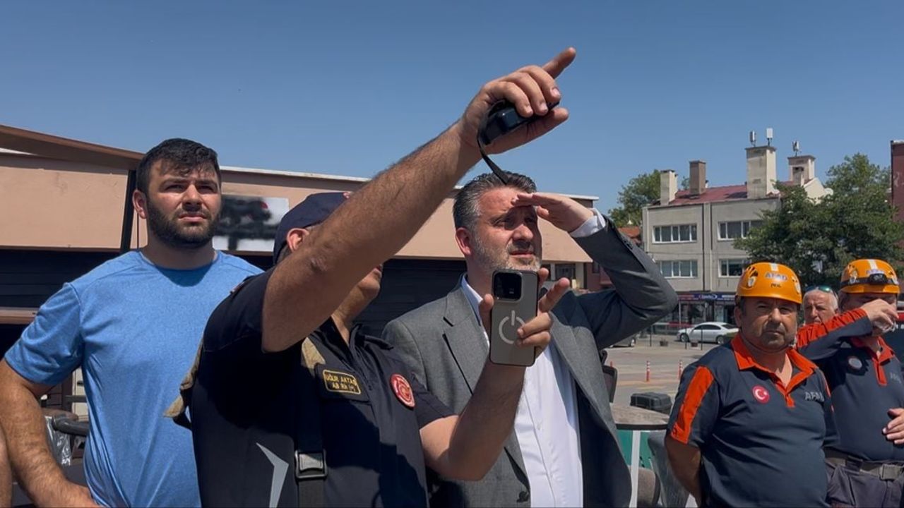 Kayhan Çarşısı'nda yangın 6 işletmeyi küle çevirdi; Şahin Biba olay yerinde