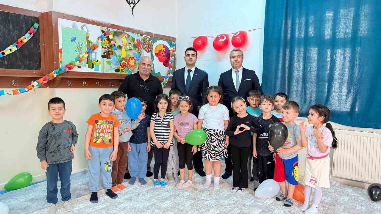 Kaymakam Abdüssamed Kılıç, Cumhuriyet Ortaokulu’ndaki Eğitim ve Tesisleri Yerinde İnceledi