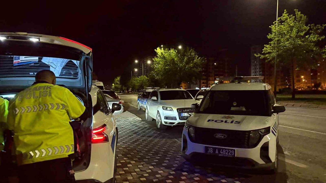 Kayseri'de alkollü sürücü evinde yakalandı; 432 bin TL idari para cezası kesildi