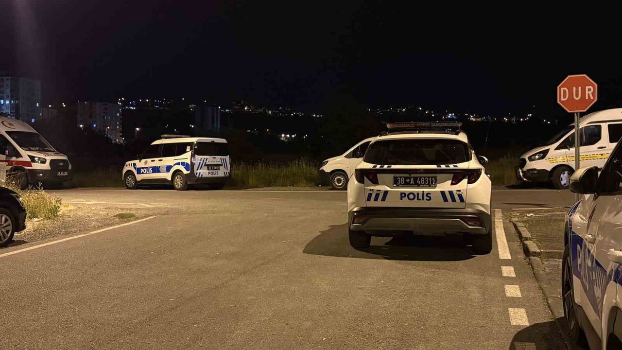 Kayseri'de polis memuru aileye not bırakarak intihar etti
