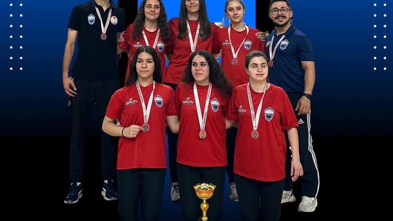 Kayseri Erciyes GESK, kadınlar goalball Süper Lig'e yükseldi