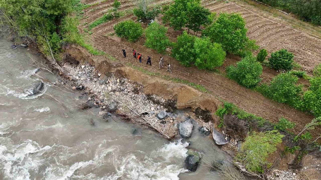 Kelkit Çayı'nda kaybolan 16 yaşındaki kız 31 gündür aranıyor