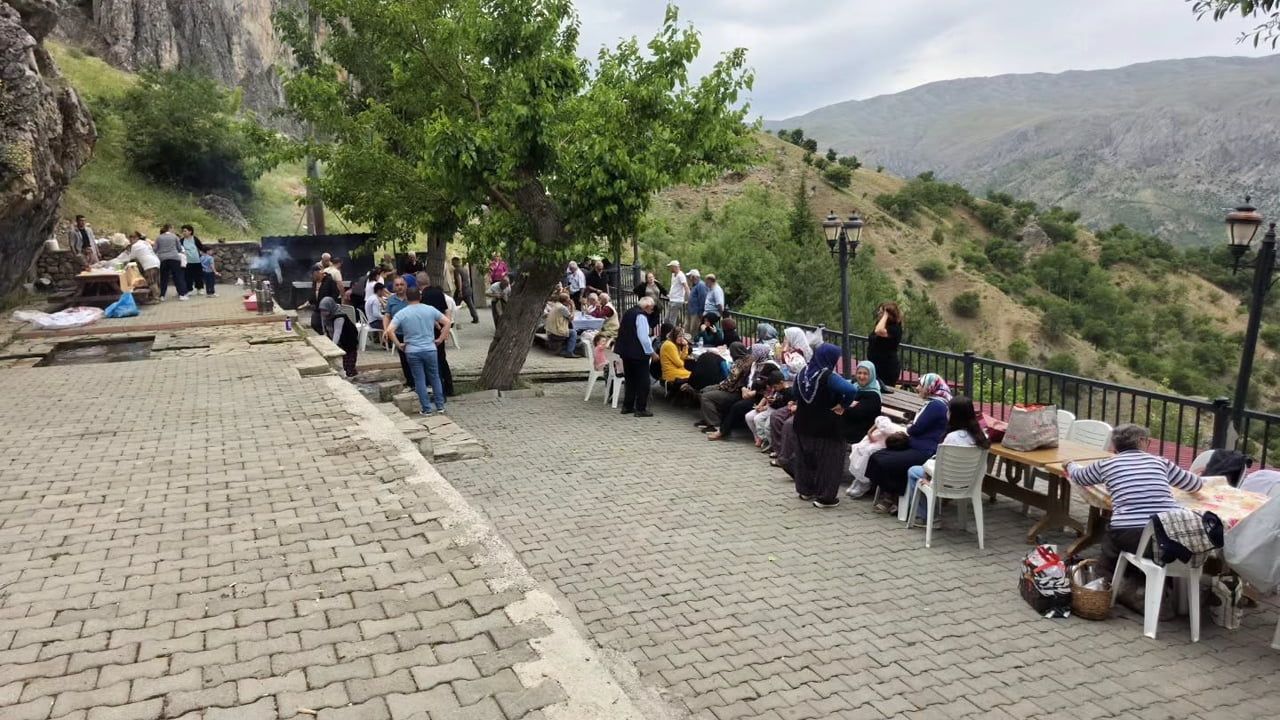 Kemaliye'de geleneksel şükür ve buluşma programı düzenlendi