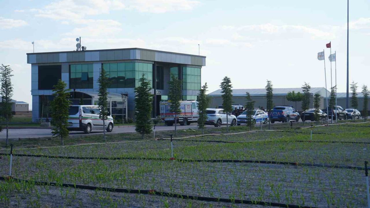 Kemerhisar'daki havai fişek fabrikası patlamasında 2 kişi tutuklandı