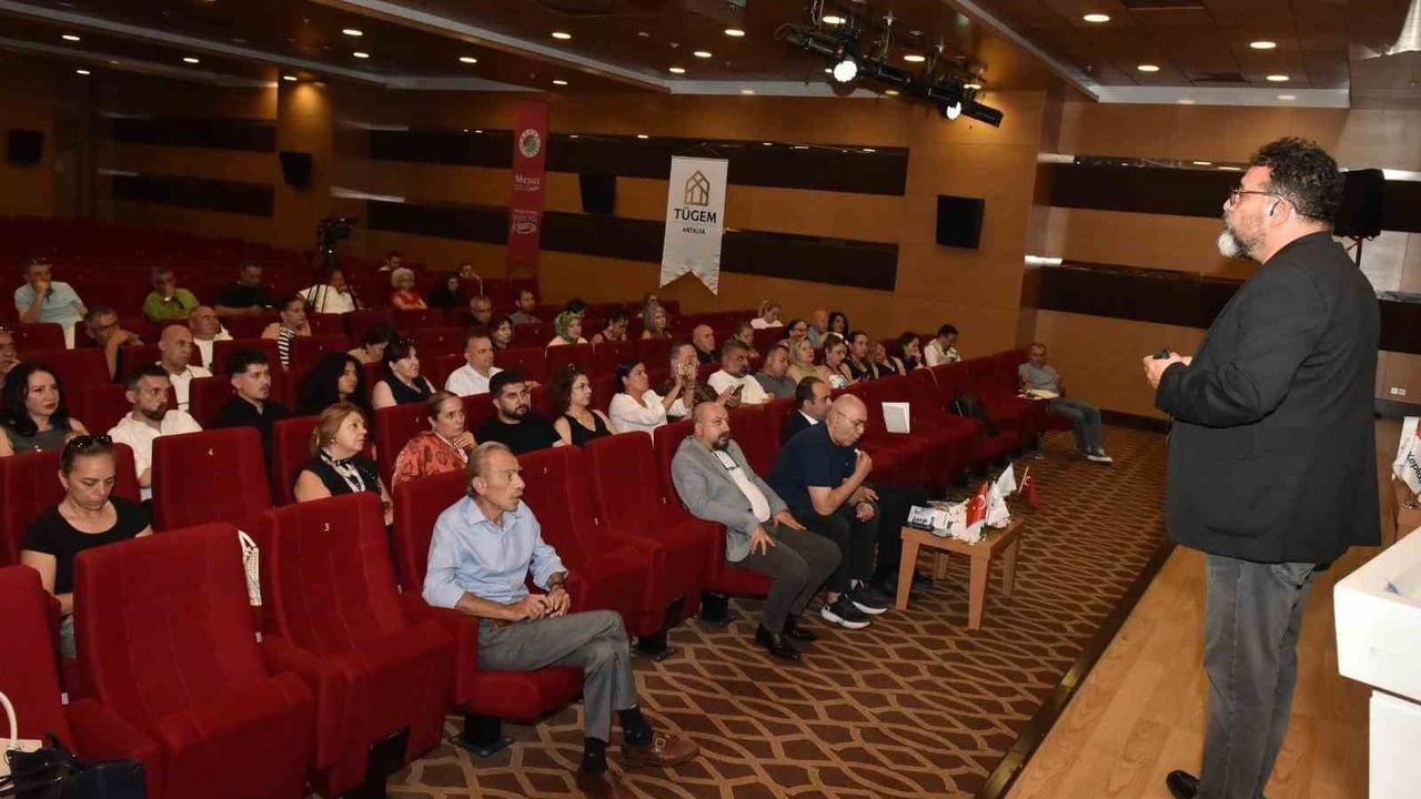 Kepez’de kentsel dönüşüm paneli: Hukuk, teknik ve değerleme boyutları masaya yatırıldı