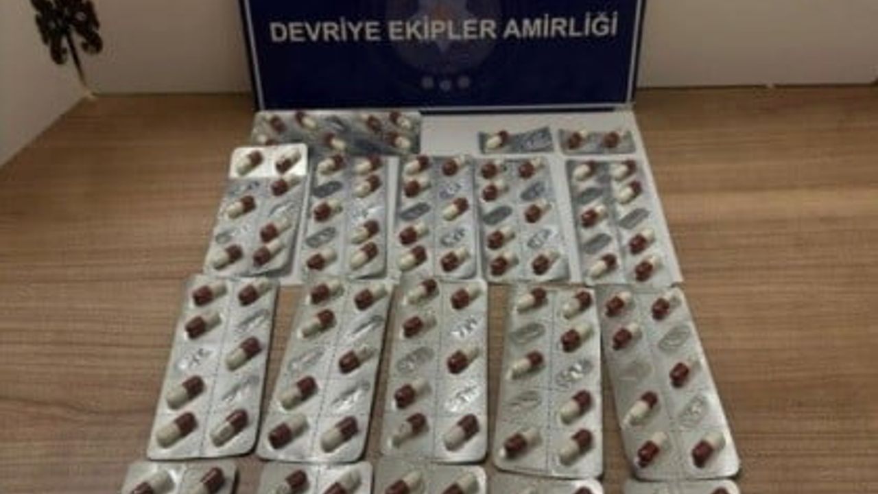 Keşan'da şüphelinin üzerinde 115 sentetik ecza ele geçirildi