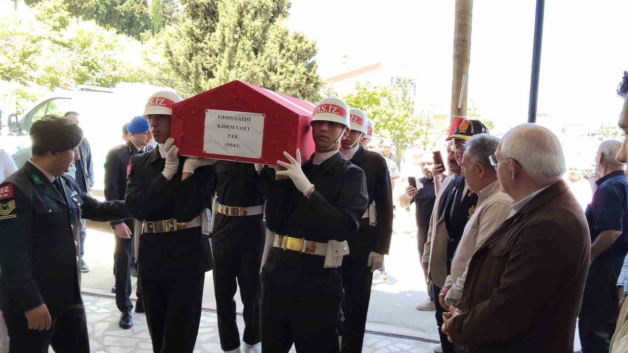 Kıbrıs Gazisi Kadem Taşçı Samsun'da Askeri Törenle Uğurlandı