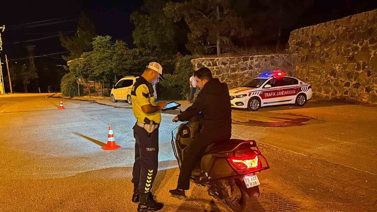 Kilis'te alkol ve motosiklet denetimi sürüyor
