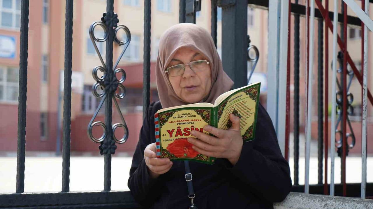 Kırıkkale’de LGS heyecanı: veliler dua etti, öğrenciler ter döktü