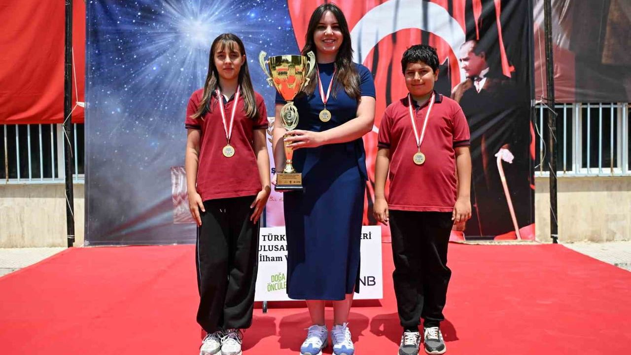 Kırklareli'de okulun çevre projesi 'En İlham Veren Proje' ödülünü aldı