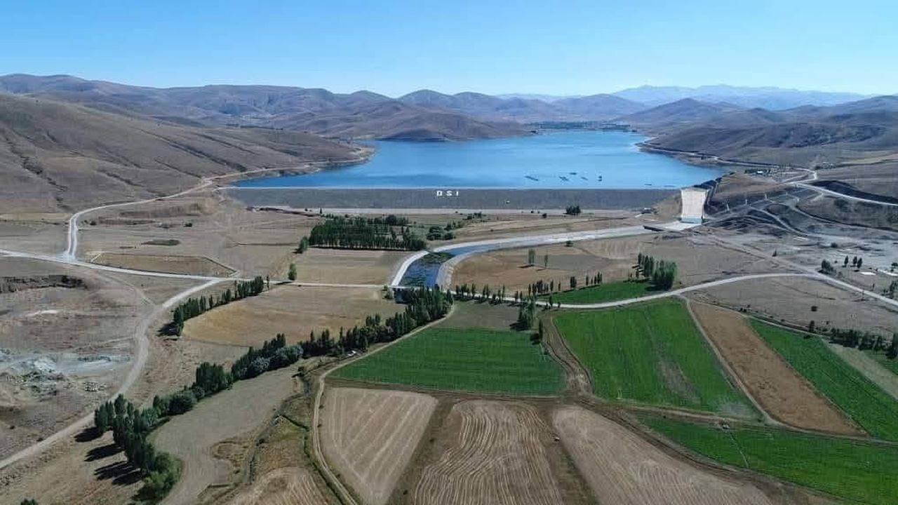 Kırklartepe Barajı sulama inşaatında DSİ 22. Bölge Müdürü Fatih Kişi saha incelemesi