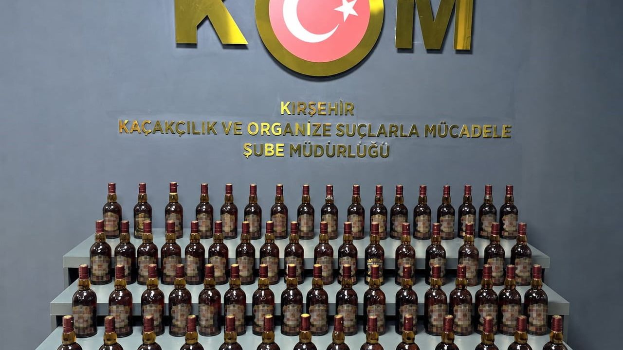 Kırşehir'de 65 adet gümrük kaçağı içki ele geçirildi