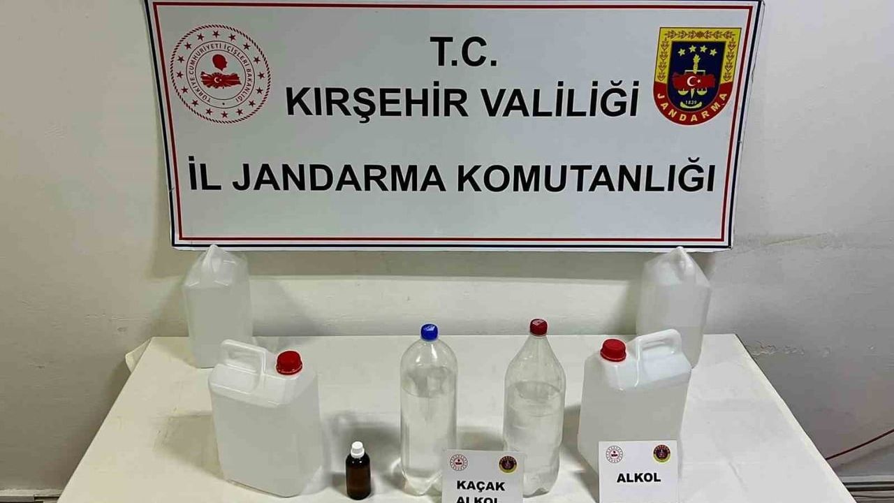 Kırşehir'de kaçak alkol operasyonunda 22 litre ürün ele geçirildi