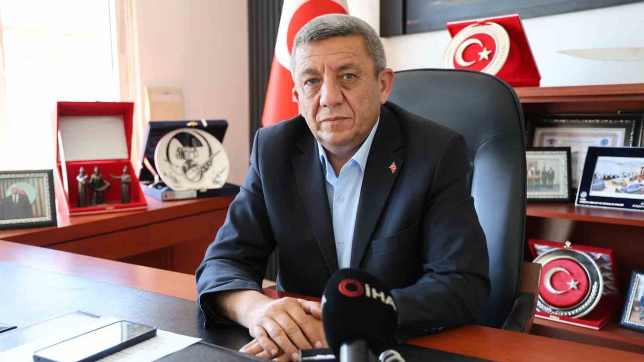 Kırşehir’de rakımı düşük bölgelerde hububat hasadı başladı