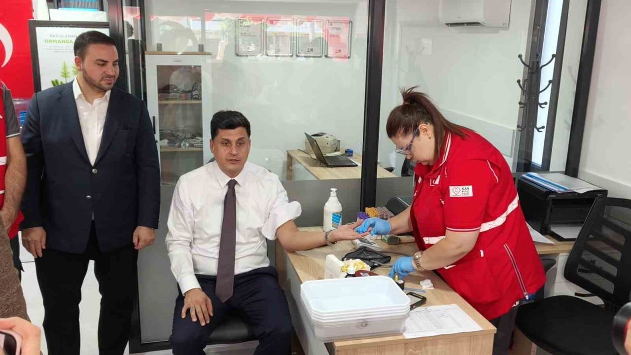 Kızılay kan bağış merkezleri günde ortalama 9 bin kan bağışı alıyor