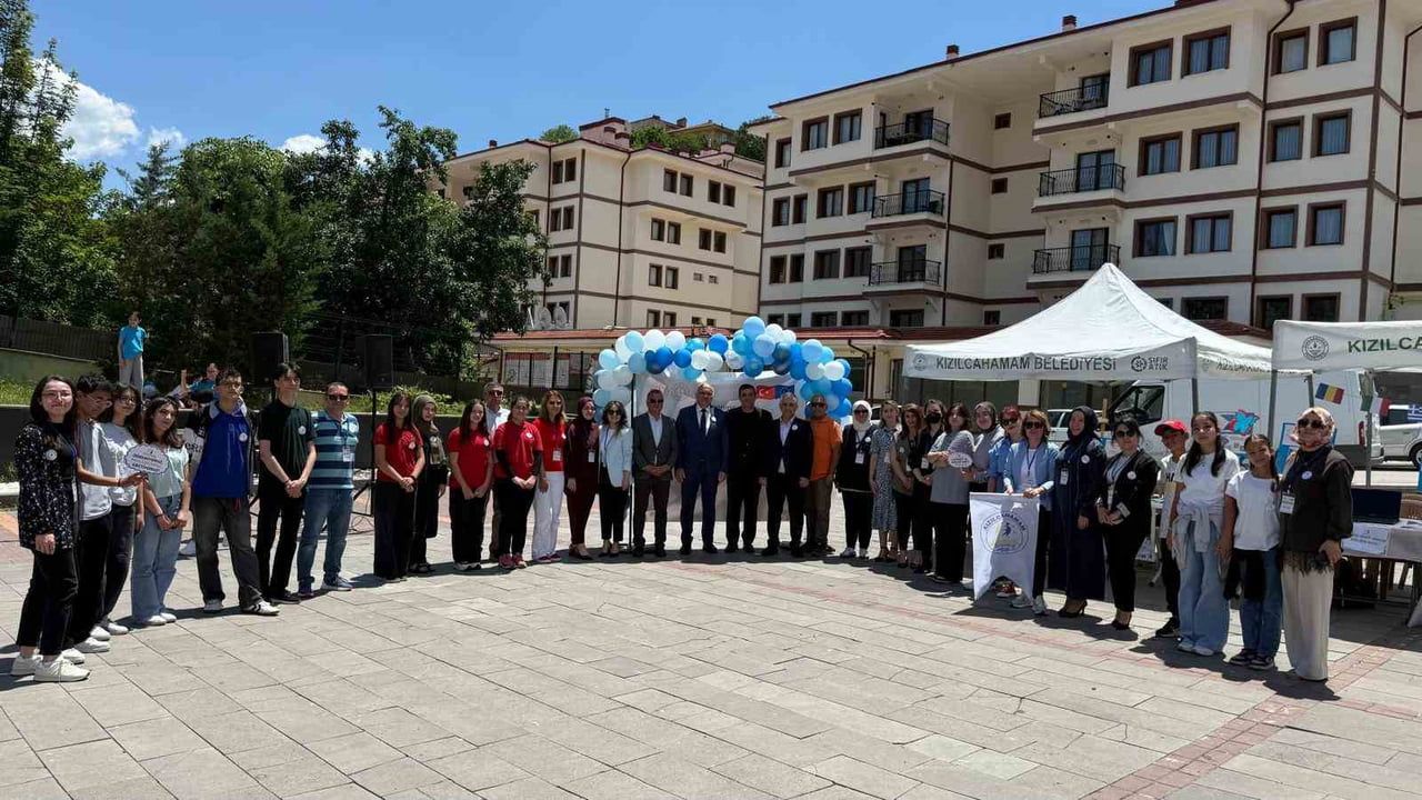 Kızılcahamam’da eTwinning projeleri yıl sonu sergisi ilgi gördü