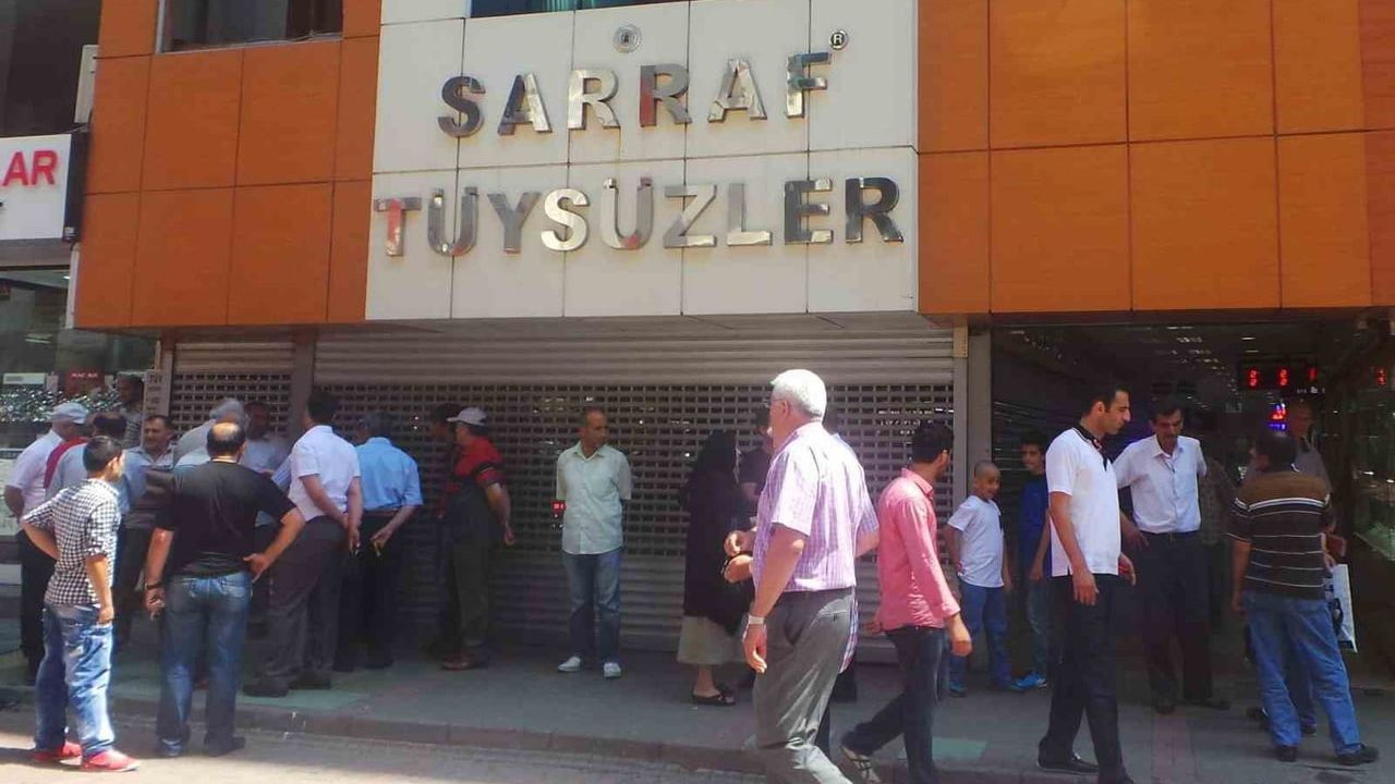 Kocaeli'de kuyumcu dolandırıcılığı davasında 4 sanığa toplam 254 yıl hapis cezası