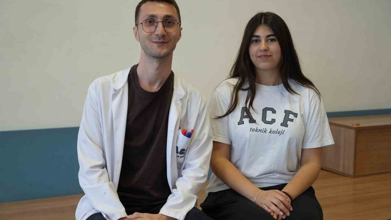 Kocaeli Meslek Lisesi Öğrencileri Erasmus Stajıyla 3 Ülkede Mesleki Deneyim Edindi, 14 Öğrenci Europass Aldı