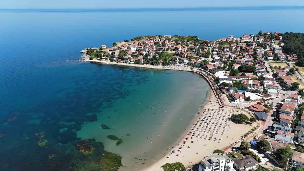 Kocaeli'nin mavi bayraklı 9 plajı yaz denetimlerinden tam not aldı