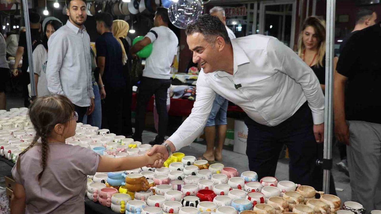 Koçarlı’da 16. geleneksel çam fıstığı ve yöresel ürünler festivali başladı
