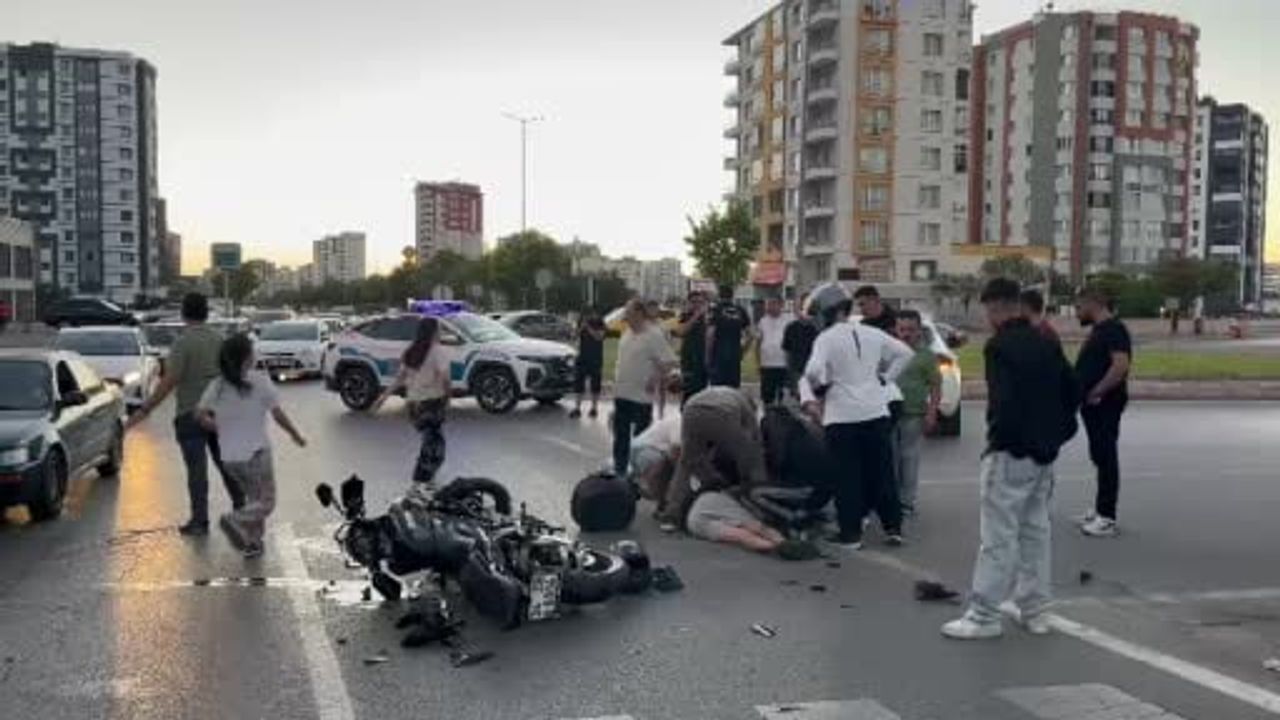 Kocasinan'da otomobil ile motosiklet çarpıştı: bir kişi yaralandı