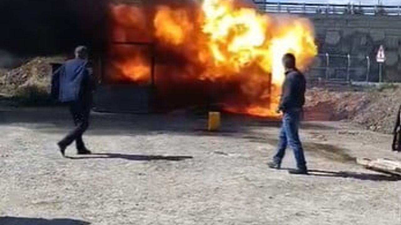Konteynerdeki patlama Ankara Akyurt'ta zabıta ve vatandaşları kıl payı kurtardı