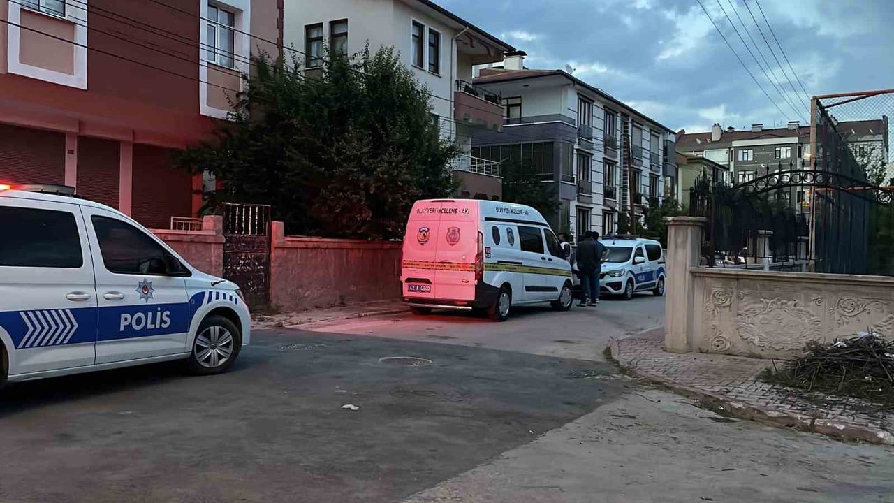 Konya'da ayrılık aşamasındaki eşi tarafından bıçaklanan kadın ağır yaralandı