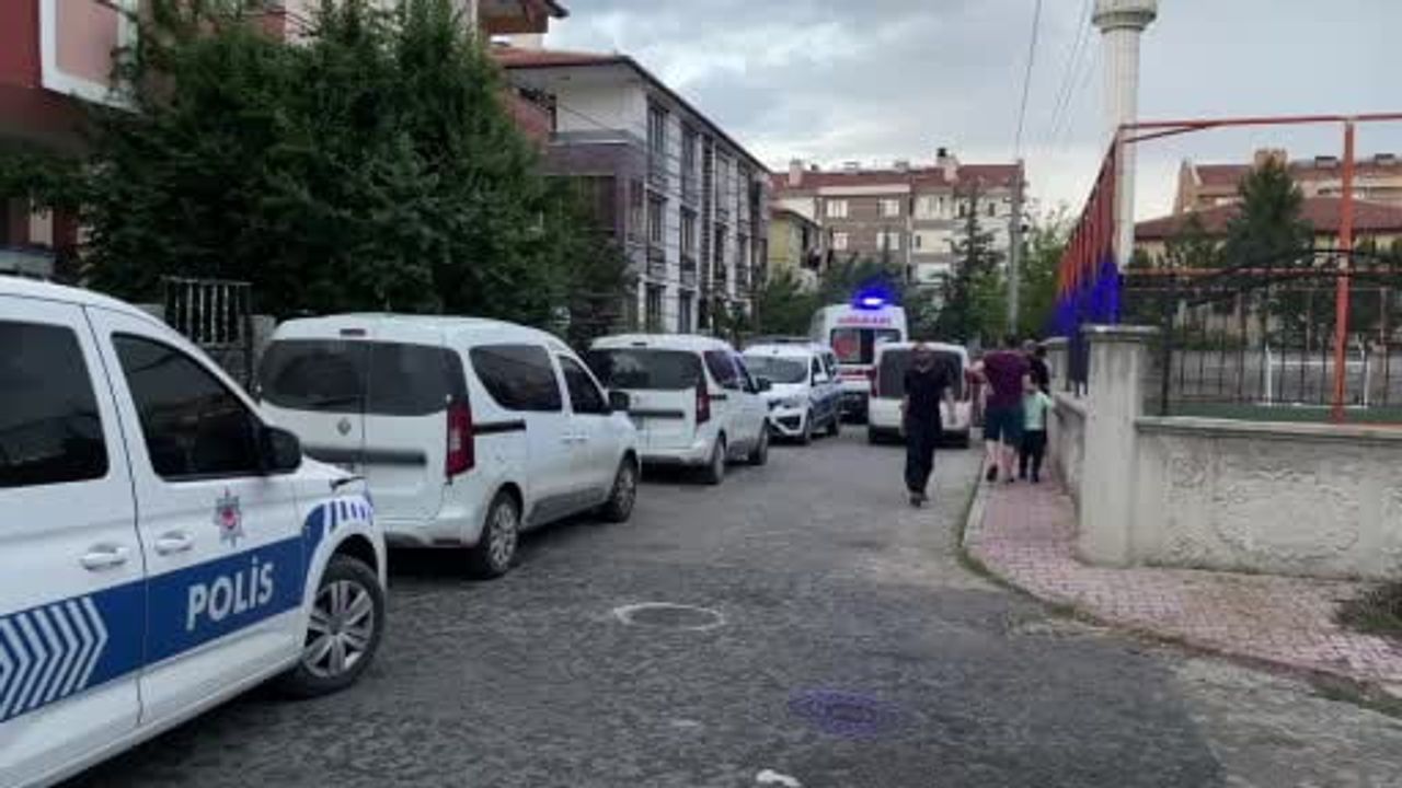 Konya'da ayrılık aşamasındaki kadın eşi tarafından bıçaklandı, ağır yaralı