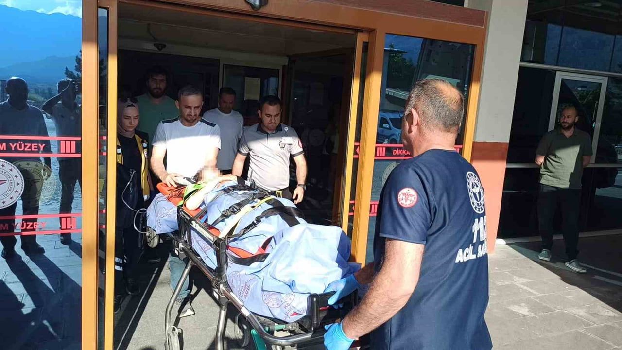 Konya Seydişehir’de 11 yaşındaki çocuk balkondan düşerek ağır yaralandı