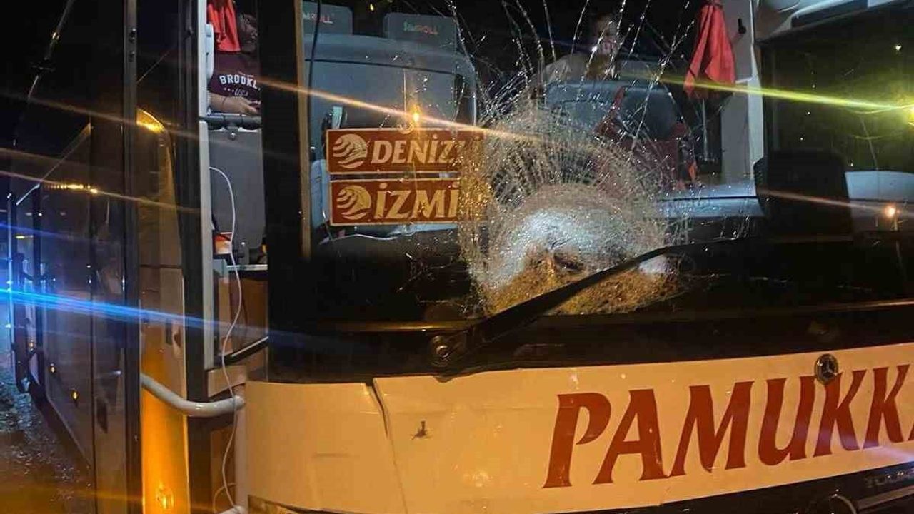 Korkuteli'de yolcu otobüsünün çarptığı yaya hayatını kaybetti