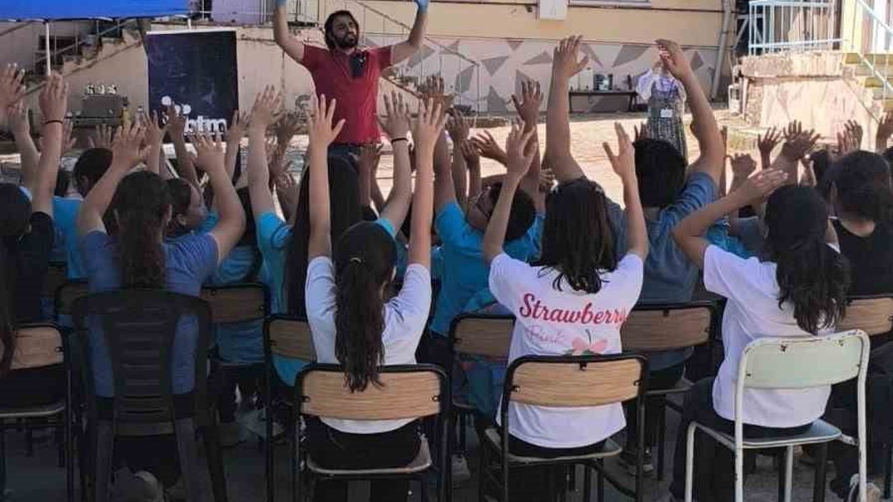 Köy okullarında bilimsel yolculuk: üç gün süren atölyeler