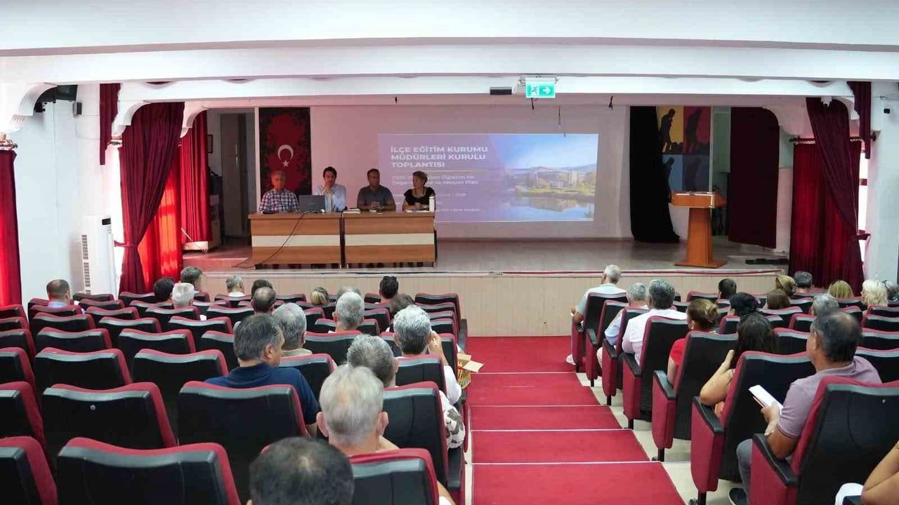 Köyceğiz'de 2025-2026 sene sonu müdürler kurulu toplantısı