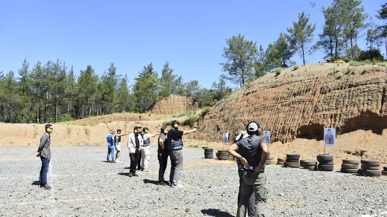 Köyceğiz'de güvenlik bölümü öğrencileri atışlarda tam isabet sağladı