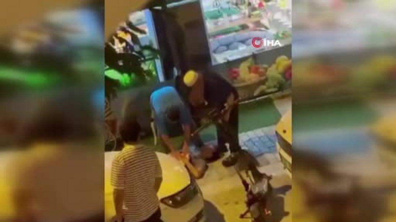 Küçükçekmece'de bıçaklı saldırı: 1 ağır yaralı