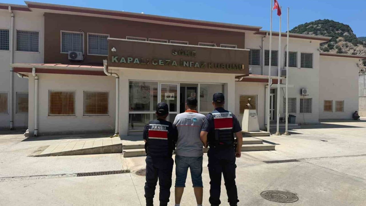 Kuşadası'nda uyuşturucu hükümlüsü yakalandı