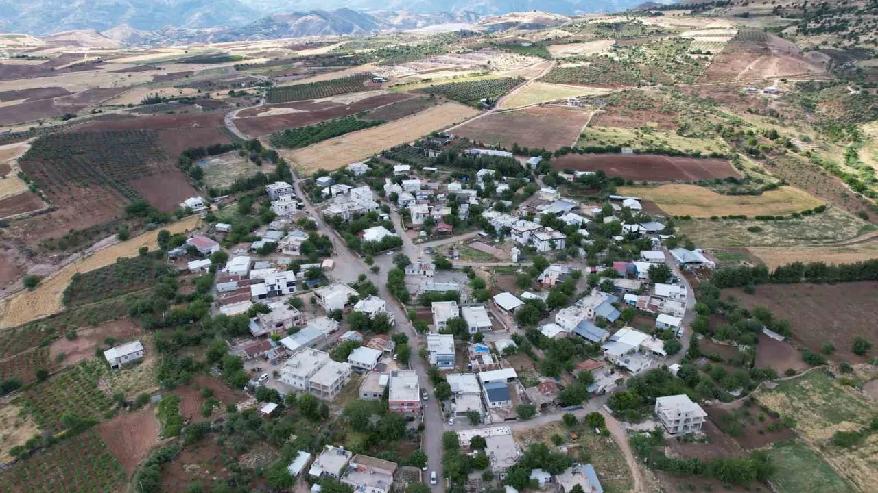 Kuşakkaya köyü heyelan sonrası dairesel yerleşimle yeniden kuruldu