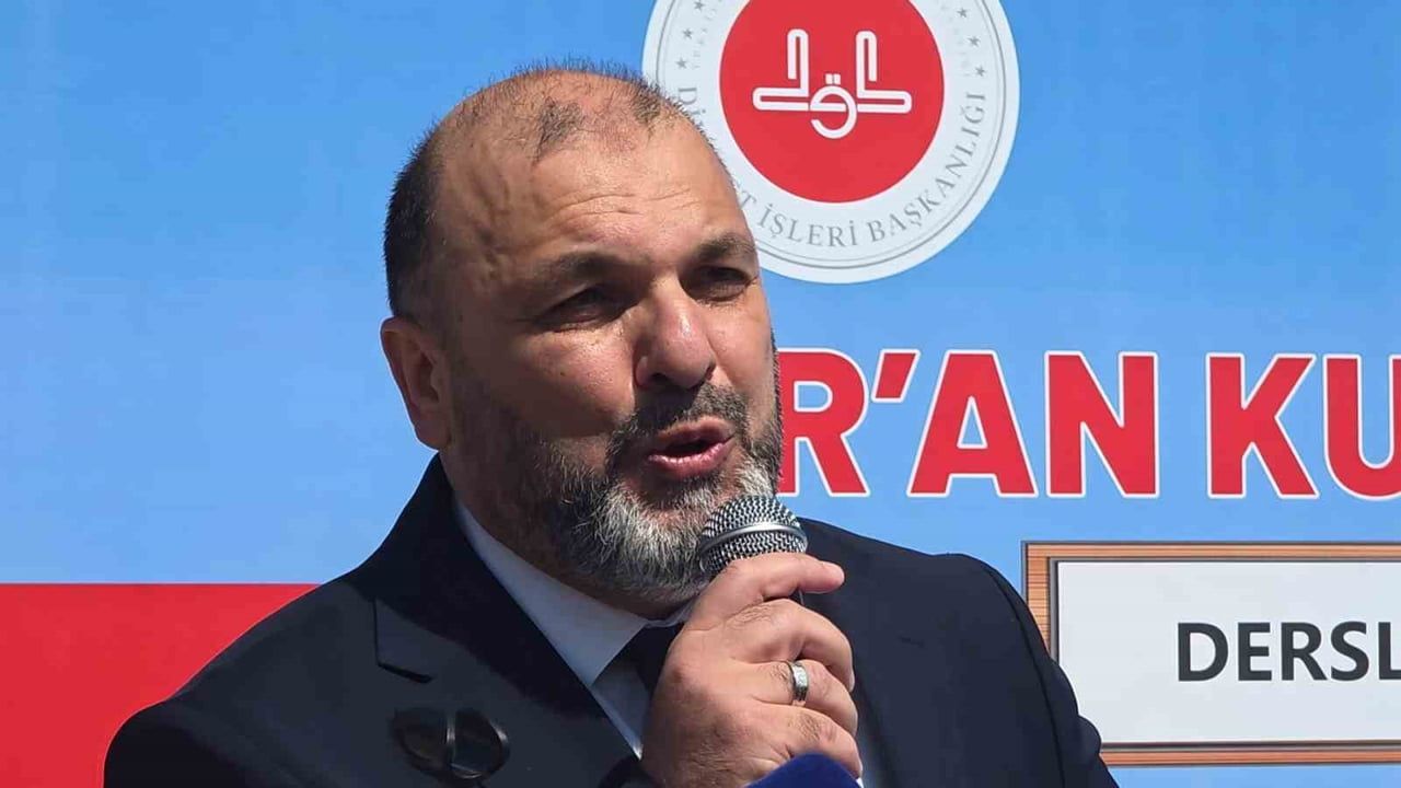 Kütahya’da 4-6 Yaş Kur’an Kursu Öğrencilerinden Yıl Sonu Gösterisi ve Hayır Çarşısı