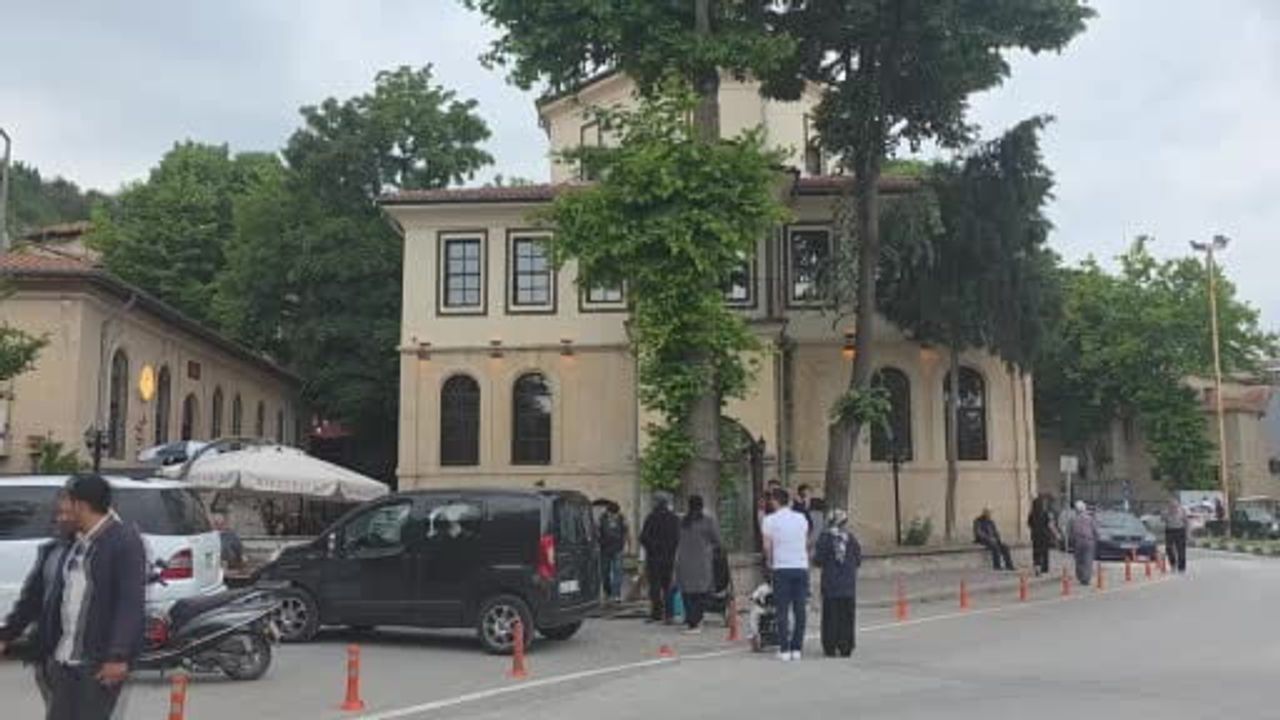Kütahya’da Ergun Çelebi Hazretleri’nin kabrinde düzenleme
